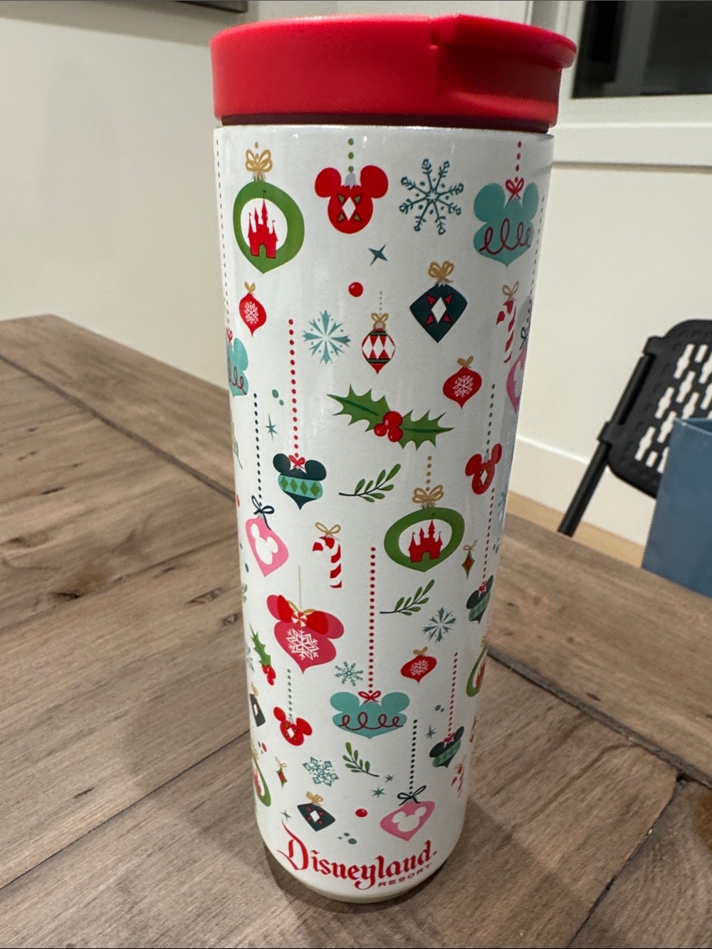 Disneyland Starbucks holiday themed tumbler 16oz